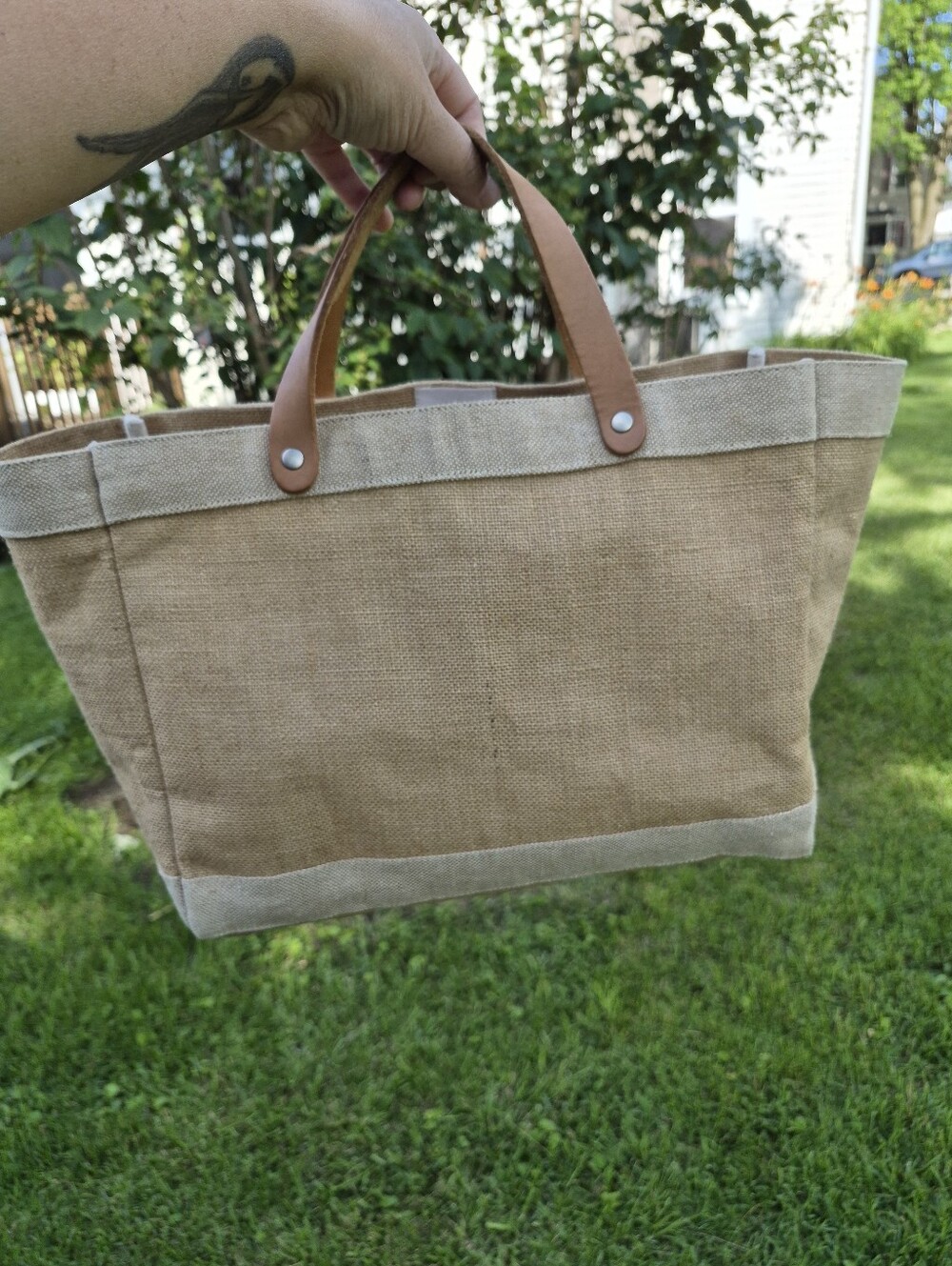 Apolis Global Citizen Jute Market Bag with Leather Handles - Picture 2 of 4